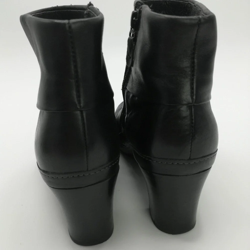 Clarks artisan shoes